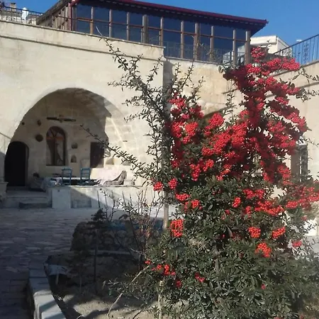 Aziz Cave Hotel *