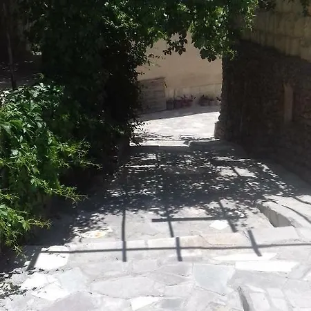 Aziz Cave Hotel *