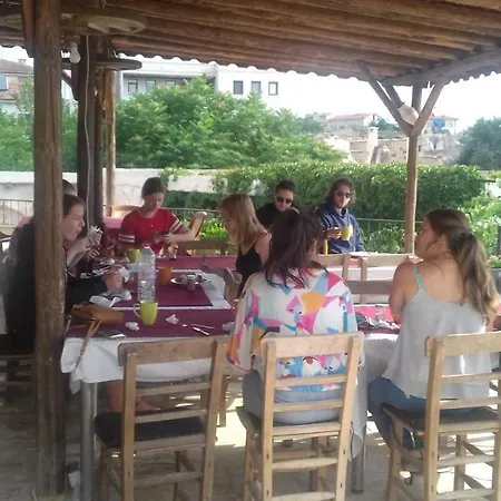 Aziz Cave Hotel *
